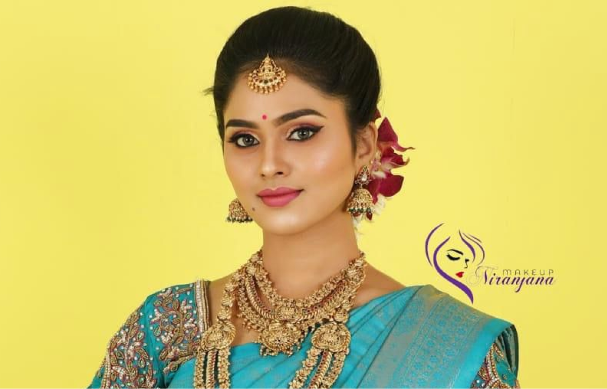 Classic Traditional Bridal Makeup Adyar